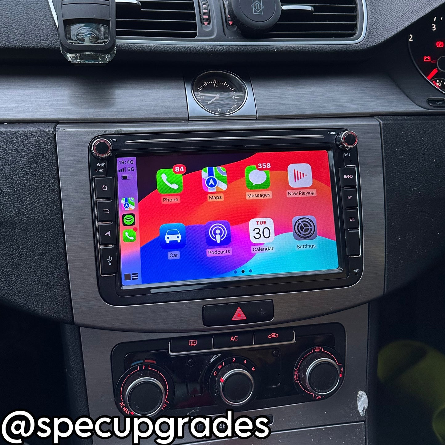 *PRE-ORDER* VolksWagen - 8 inch Apple CarPlay/Android Auto Car Radio